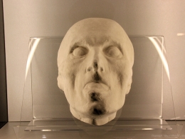 Посмертная маска Иммануила Канта