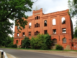Здание немецкой мельницы в Железнодорожном