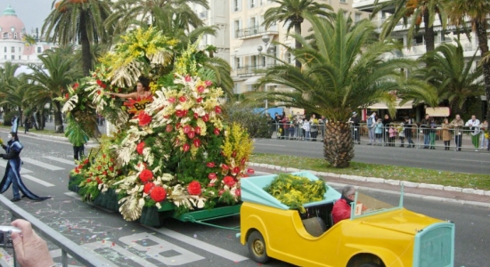 Битва цветов в Ницце фото 1